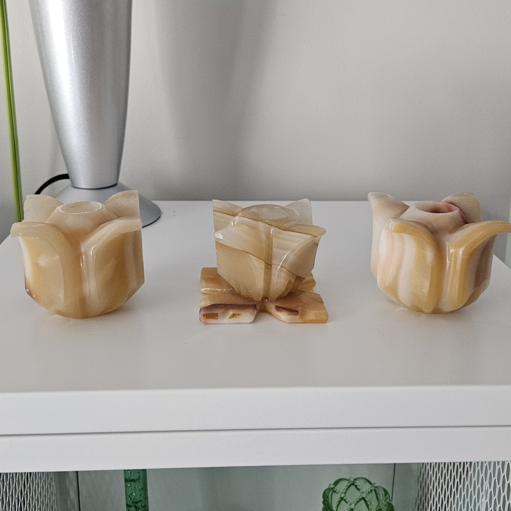 Onyx Flower Candle Holder